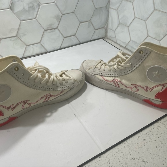 Converse All Star Sasha Hi Top Woman’s Sneaker Size 8.5 Red Leather Flame Canvas - Picture 8 of 13